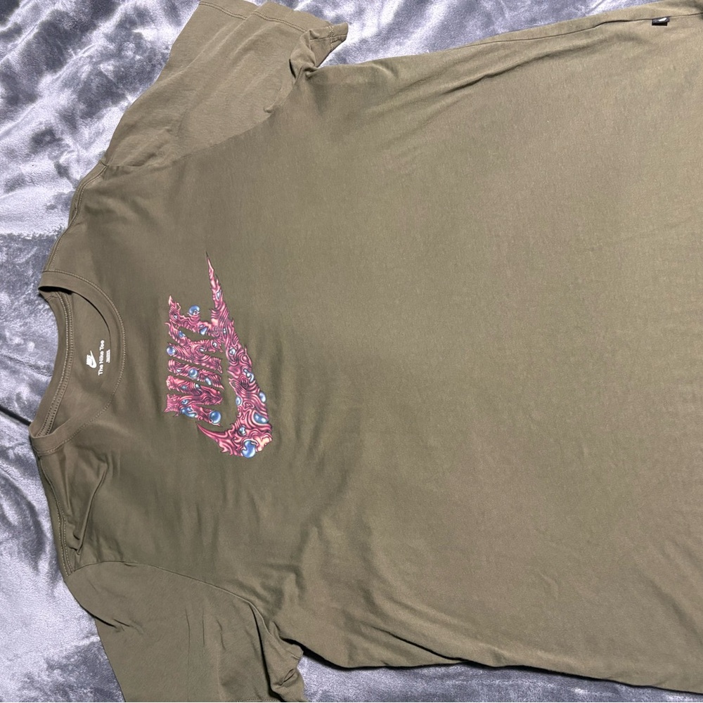 Nike Men's T-Shirt in Olive with Colorful Logo 3xl xxxl like new